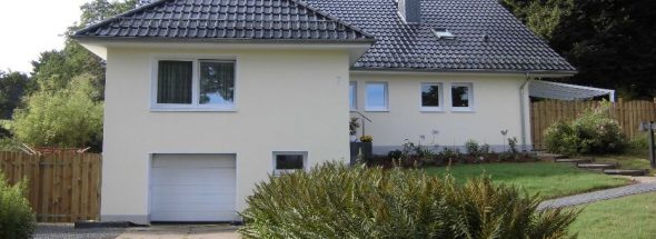 Henke Dachdecker - Dacheindeckung mit Tondachziegeln in Nienstädt bei Stadthagen (Landkreis Schaumburg-Lippe)
