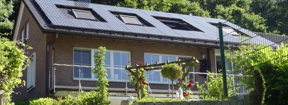 Henke Dachdecker für Stadthagen - Energie-Fachberater: Die sieben wichtigsten Tipps für die Dachsanierung - Beim Dachaufbau immer im System bleiben