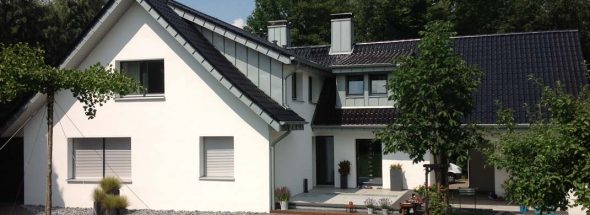 Henke Dachdecker - Dacheindeckung mit Tondachziegeln in Bückeburg (Landkreis Schaumburg-Lippe)