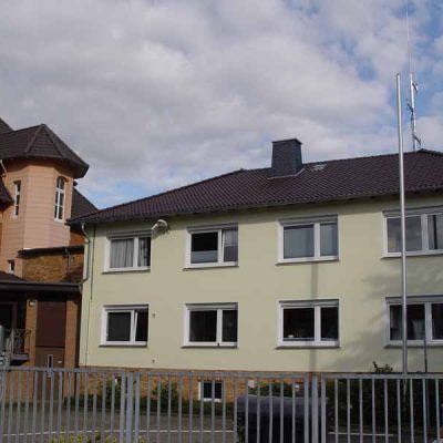 Henke Dachdecker - Dacheindeckung mit Tondachziegeln in Rinteln (Landkreis Schaumburg-Lippe)
