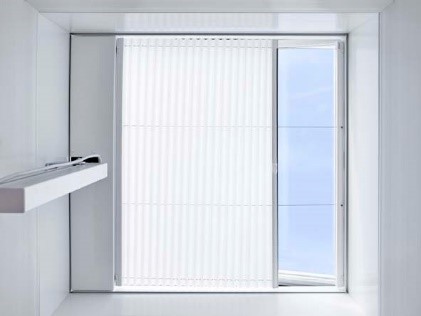 Henke Dachdecker für Rinteln - Essmann Flachdachfenster Sonnenschutz