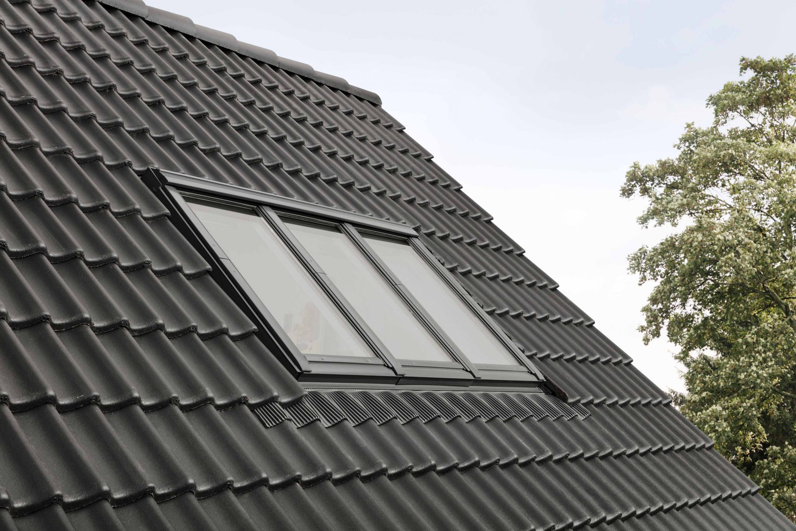 Henke Dachfenster für Bückeburg - VELUX Studiofenster