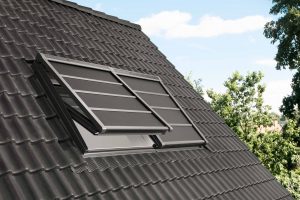 Henke Dachdeckerei | Zimmerei | Solartechnik für Bückeburg - VELUX Hitzeschutz-Markise