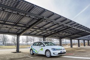 Henke Solartechnik für Rinteln - SOLARWATT bringt einziges Standard-Photovoltaik-Modul mit allgemeiner bauaufsichtlicher Zulassung auf den Markt