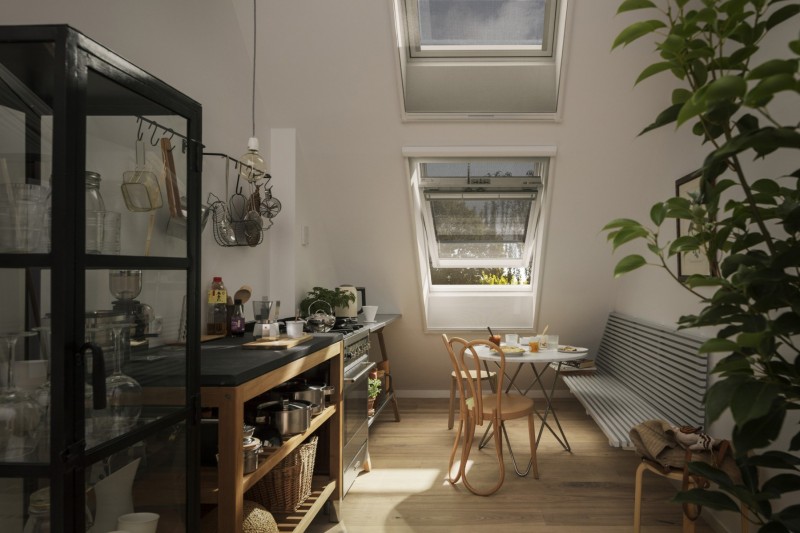 Henke Dachdecker | Zimmerei für Stadthagen - VELUX Dachfenster Hitzeschutz