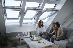 Henke Dachdecker für Stadthagen - VELUX Dachfenster - Wie Duftkerzen die Raumluft beeinflussen