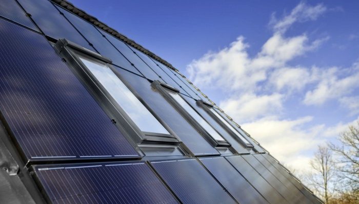 Henke Dachdecker für Stadthagen - Eindeckrahmen für VELUX Dachfenster-Kombinationen und Solaranlagen
