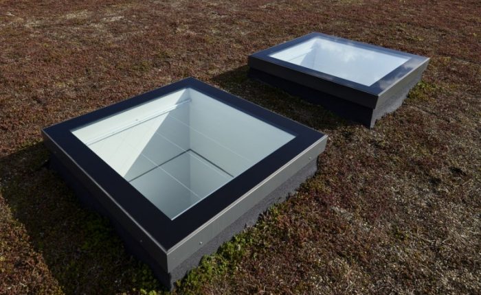 Henke Dachdecker für Stadthagen - Modular Rooflights sind die neue passgenaue und elegante Oberlicht-Lösung von Velux Commercial für Dächer mit einer Neigung von 0-15 Grad