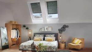 Henke Dachdecker für das Auetal - sommerlicher Wärmeschutz für Roto Dachfenster
