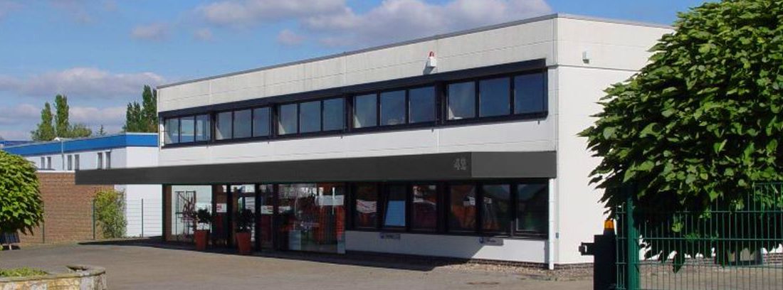 Heinrich Henke GmbH in Obernkirchen (Schaumburg-Lippe) - Dachdeckerei | Zimmerei | Solartechnik