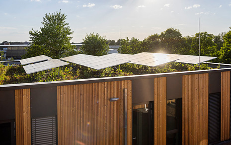 Henke Solartechnik für Bueckeburg - Bauder Doppelglasmodul BauderSOLAR M 450